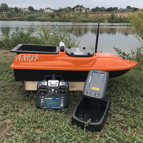 Прикормочный кораблик Shipmaster Амур Оранжевый в комплектации с эхолотом Toslon TF520 и GPS Twin